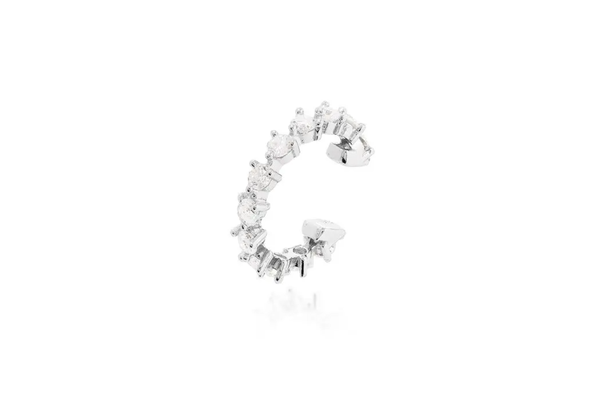 Piercing Moissanite